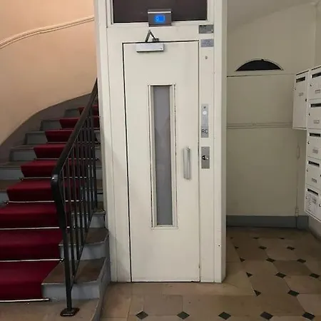 Cosy Opera With Lift Ascenseur París