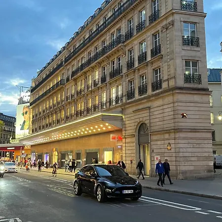 Cosy Opera With Lift Ascenseur