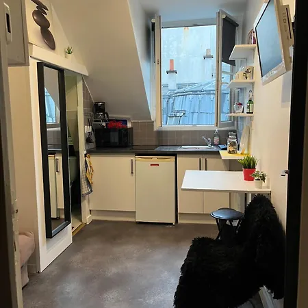 Cosy Opera With Lift Ascenseur