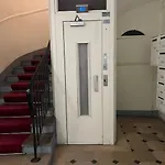 Cosy Opera With Lift Ascenseur Paris