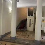 Cosy Opera With Lift Ascenseur Daire